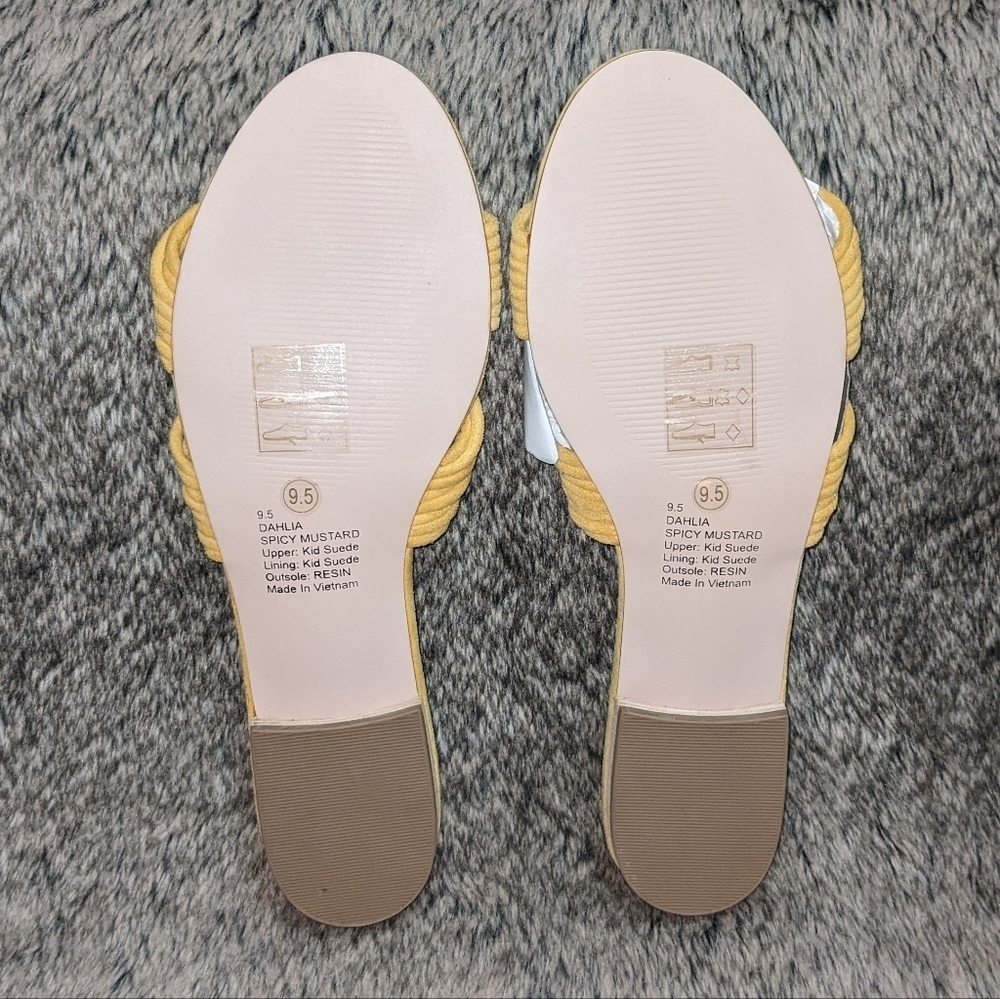 Sole Society Dahlia Suede Knotted Slide Sandal Spicy Mustard Women's 9.5 - Picture 8 of 8